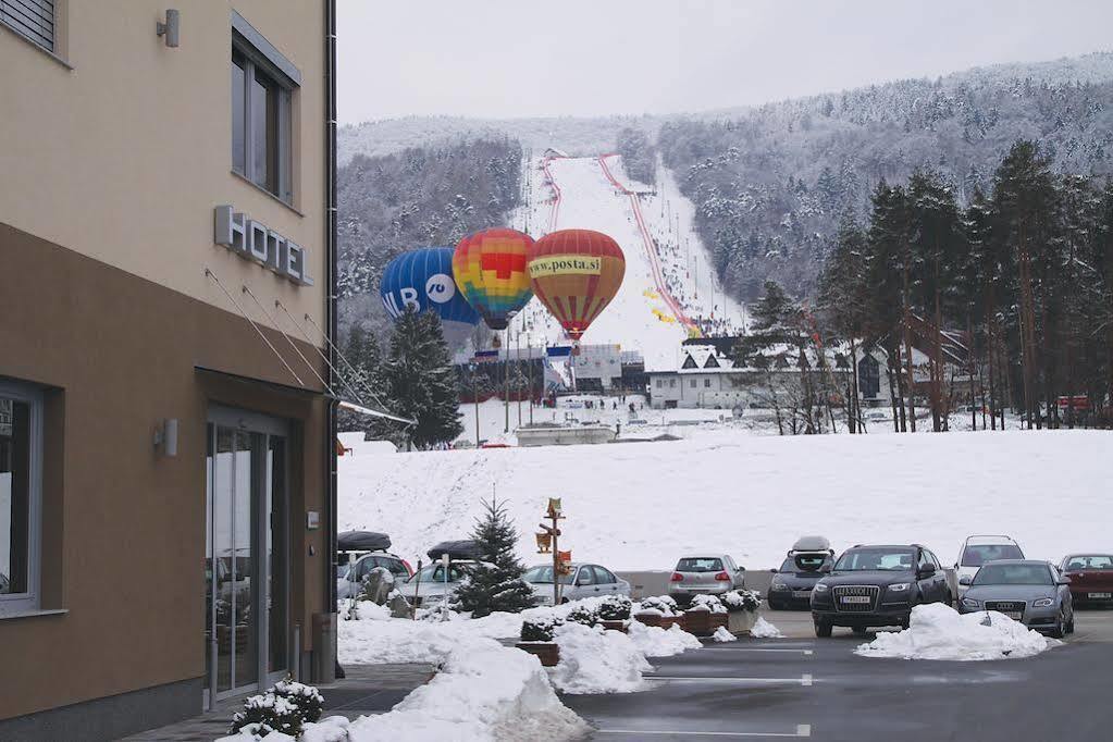 Hotel Dras Maribor Kültér fotó